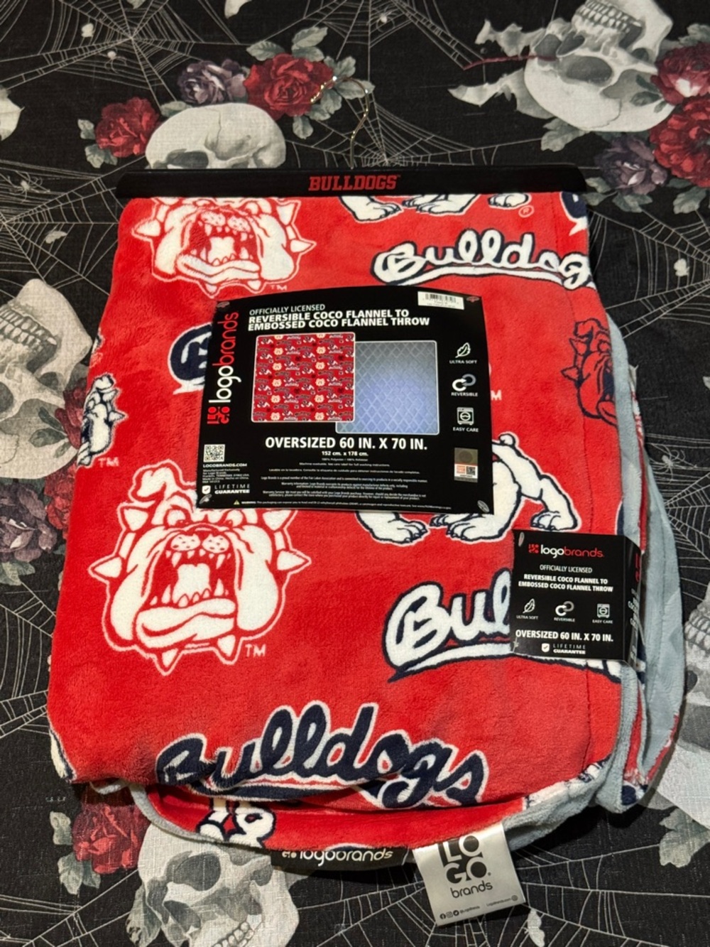NEW LOGO BRANDS FRESNO STATE BULLDOGS REVERSIBLE COCO FLANNEL OVERSIZED THROW
